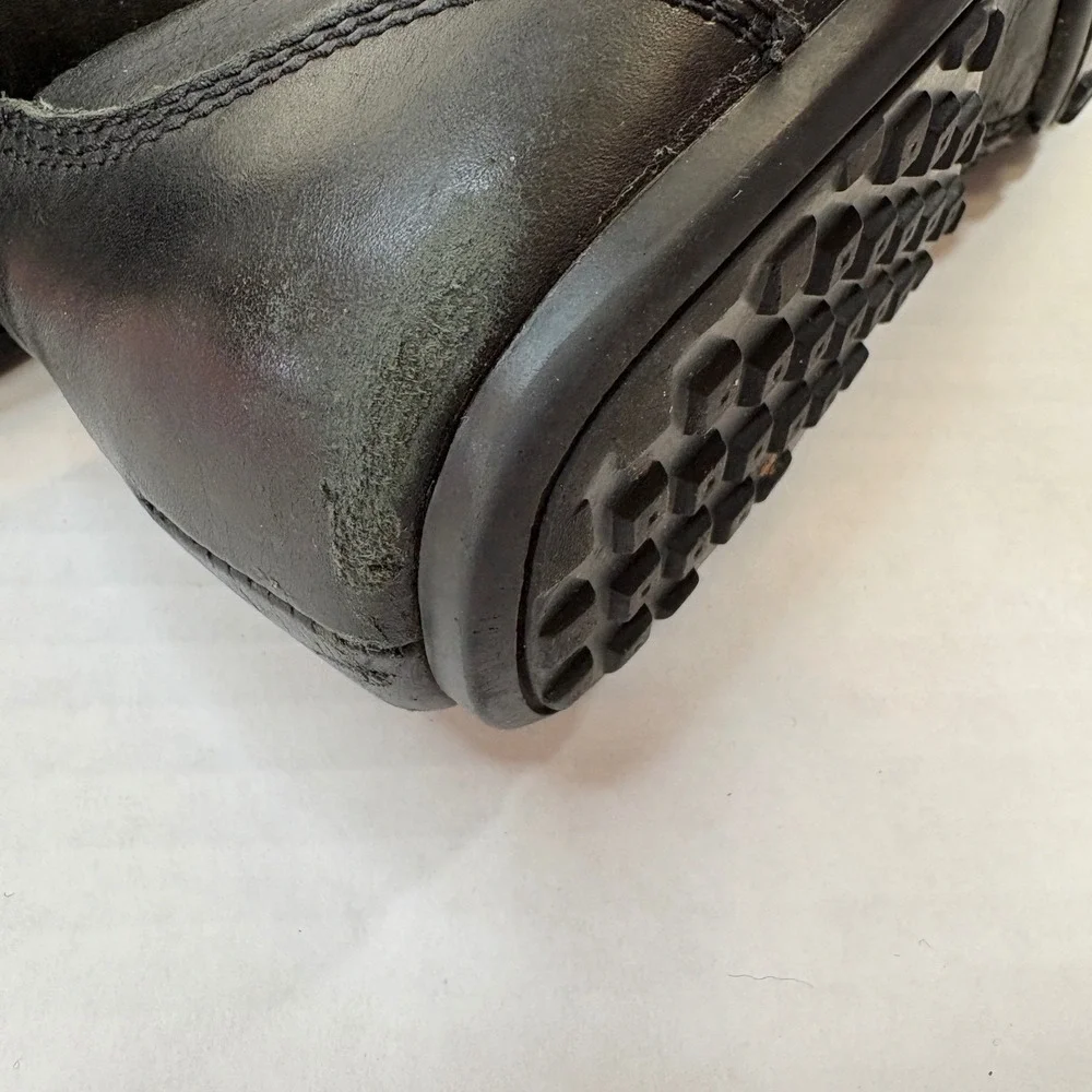 Kenneth Cole kenneth cole